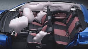 29 கிமீ மைலேஜ்! 6 ஏர்பேக்! ஆனா விலை இவ்ளோதானா! போட்டி நிறுவனங்களை தொடை நடுங்க வைக்கும் மாருதி கார்!