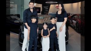 இந்தியாவிலேயே இருந்திருந்தால் இது எல்லாம் நடந்திருக்குமா? துபாய் அரச குடும்பம் வைத்திருக்கும் புகாட்டி கார்!!