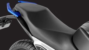 இவ்வளவு கம்மி விலைக்கு இப்படி ஒரு வண்டியா! வீட்டுக்கு ஒன்னு வாங்கி போடலாம் போலயே!   