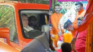 பணம் கோடி கோடியாய் கொட்டி கிடந்தாலும் இது எல்லாம் டூ மச்! ரோல்ஸ்-ராய்ஸ் காரில் சென்றது அந்த தொழிலதிபரின் மகனா?