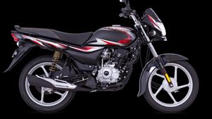 100 கிமீ மைலேஜ் தரும் பைக்கின் விலை வெறும் 65 ஆயிரம்தானா! ஜிஎஸ்டி குறைஞ்சதால தரமட்டத்துக்கு போயிருச்சு!