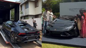 தீபாவளிக்கு நிறைய பேர் டிரெஸ் எடுத்துட்டாங்க போல... பிரபல துணி கடை ஓனரின் புது லம்போர்கினி!