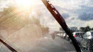 நம்ம ஊருக்கு தேவை இல்லைனு நிறைய பேர் சொல்வாங்க... 10 லட்ச ரூபா கார்களில் கூட கிடைக்கும்போது எதுக்கு விடனும்?