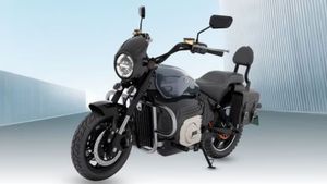 வெறும் ரூ15க்கு 200 கி.மீ போகலாம்!  வந்தாச்சு கோமகி எம்எக்ஸ் 16 ப்ரோ பைக்! 