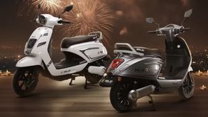 லைசன்ஸ் எல்லாம் தேவையே இல்ல... இந்த ஸ்கூட்டரை ஓட்டினு போய் போலீஸ் புடிச்சா கூட சொல்லிட்டு போய்ட்டே இருக்கலாம்!