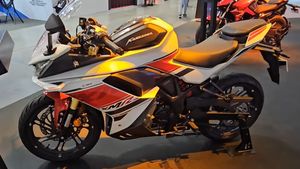 வெளிநாட்டு பைக்குகளை எல்லாம் விட்டுட்டாங்க... ஹீரோ பைக்குகளை கண்காட்சியில் ஆச்சிரியமா பார்த்த பார்வையாளர்கள்!