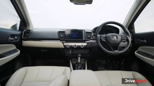 2026ல் வரப்போகும் பிரிமியம் செடான் கார்கள் இதான்! லிஸ்ட் செமயா இருக்குதே! 