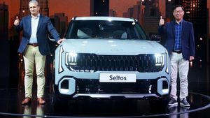 புதிய கியா கார் பல லட்ச ரூபாய் கொடுத்து வாங்க வொர்த்தா? மேனுவல் காரை வாங்க நினைப்பவர்கள் இந்த பக்கம் வராதீங்க!