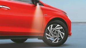 ஓப்பனாக தான் இருக்கும்... ஆனாலும் காரில் இந்த விளக்குகளை நிறைய பேர் பார்த்திருக்க மாட்டீங்க!!