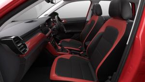 இந்த டிசம்பரிலேயே கார் வாங்குனா ரூ1 லட்சம் மிச்சம் பண்ணலாம்