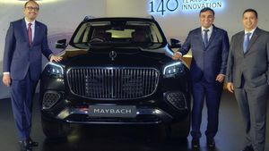 இந்தியாவை பார்த்து உலகமே பொறாமைப்படுது... பென்ஸ் காரை எந்த நாட்டில் வாங்கினாலும் அது மேட்-இன்-இந்தியா தான்!!