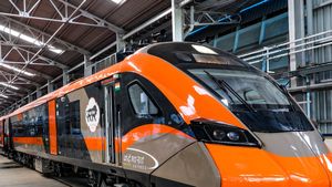 புல்லட் ரயில்களை தூக்கி சாப்பிட போகும் இந்திய ரயில்! உலகத்தையே அண்ணாந்து பாக்க வெச்சுட்டாங்க!