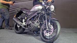 ஒரே மாதத்தில் யமஹாவை உச்சிக்கு கொண்டு சென்று நிறுத்திய பைக்! விலையும் அந்த அளவுக்கு கம்மி கிடையாதே...!!