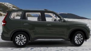 இன்னோவாவை விட ரூ.6 லட்சம் குறைவான விலை! 9 பேர் போகலாம்! மார்க்கெட்டை மிரள விடும் இந்திய நிறுவனம்!