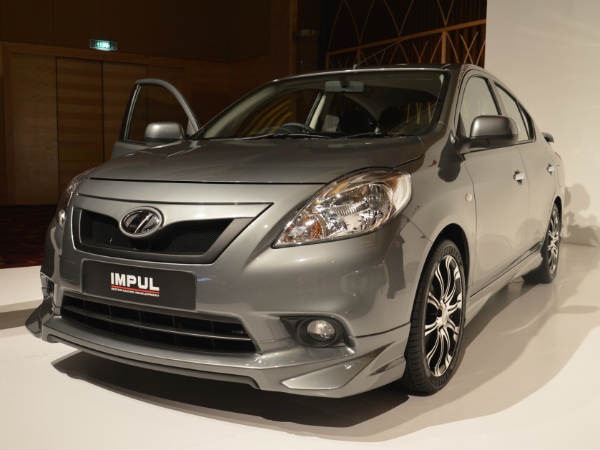 இம்பல் பாடி கிட்டுடன் நிசான் சன்னி