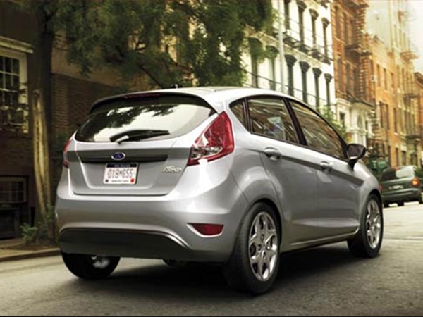 ஃபோர்டு ஃபியஸ்ட்டா ஹேட்ச்பேக் ஃபோர்டு ஃபியஸ்ட்டா ஹேட்ச்பேக்