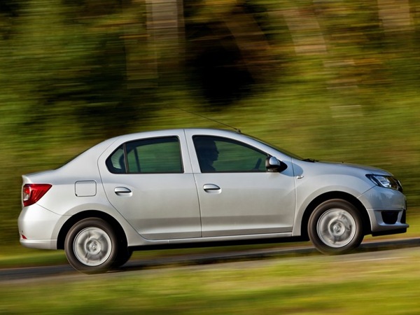 2013 டேஸியா லோகன்