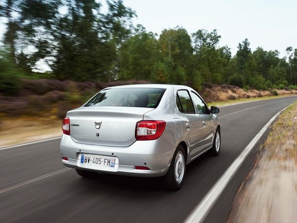 2013 டேஸியா லோகன்