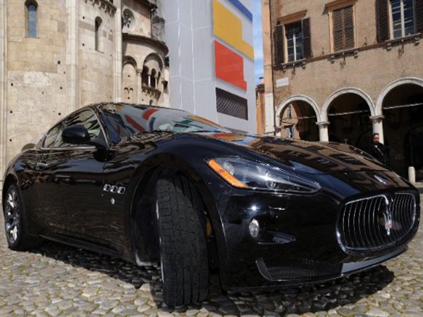 மஸராட்டி கிரான் டூரிஷ்மோ