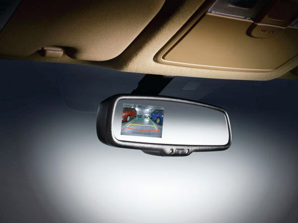 ரியர் பார்க்கிங் கேமரா: 