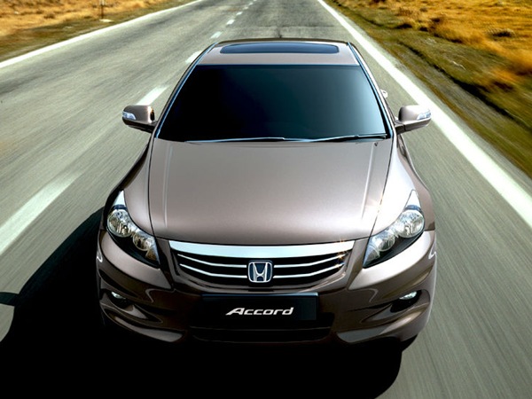 அக்கார்டு அக்கார்டு