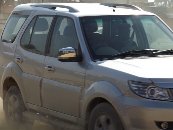 டாடா சஃபாரி ஸ்ட்ராம் எக்ஸ்டீரிம் டிரைவ்