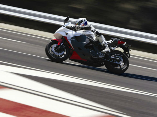 ஹயோசங் ஜிடி 650ஆர்