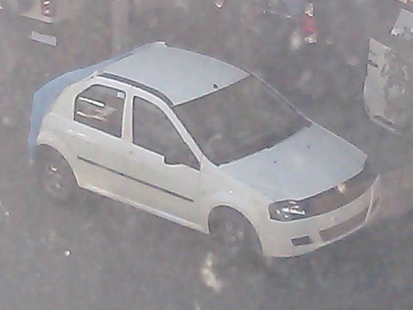 மஹிந்திரா குட்டி செடான் கார் - ஸ்பை ஷாட்ஸ்