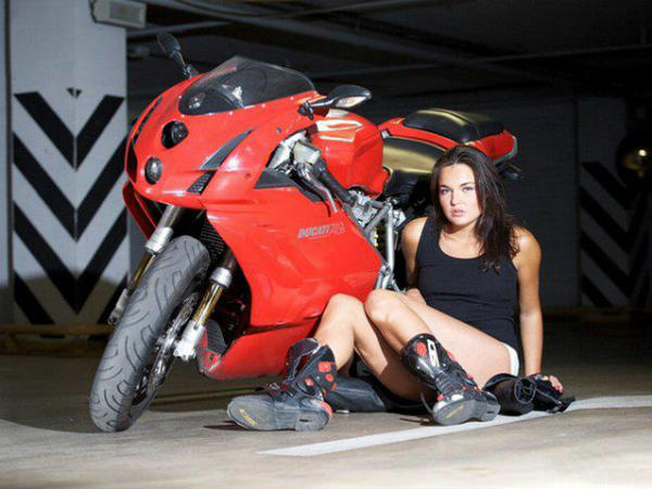 ரஷ்யாவின் சூப்பர் மாடல் ரஷ்யாவின் சூப்பர் மாடல்