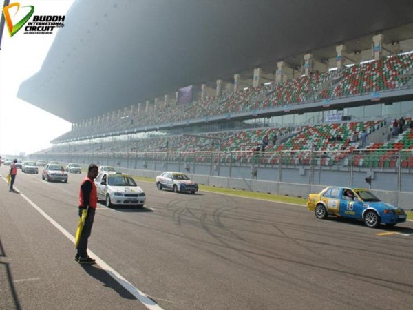 புத் இன்டர்நெஷனல் சர்க்யூட்