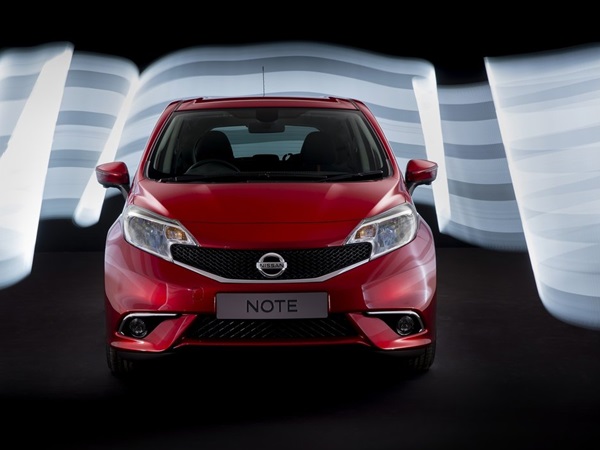 நிசான் நோட் -படங்கள்