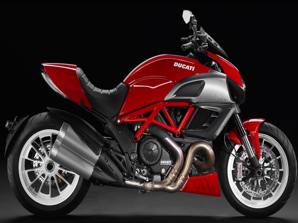 எஞ்சின்