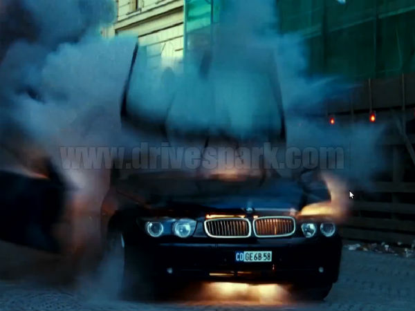 கார்கள் தூள் தூள் கார்கள் தூள் தூள்