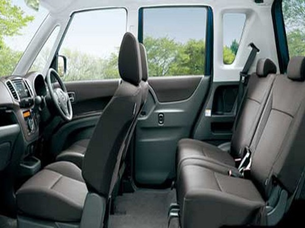  இருக்கை வசதி