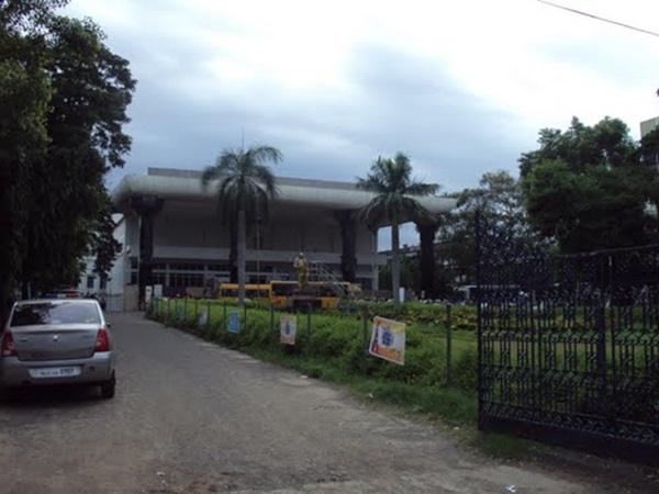 பராமரிப்புக்கு பணம்?