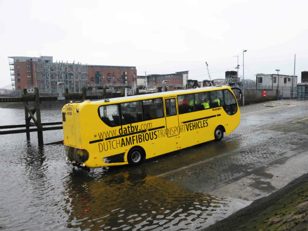 சுற்றுலாவுக்கு மட்டும் சுற்றுலாவுக்கு மட்டும்