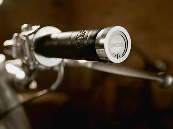 உருமாறிய புல்லட் படங்கள்