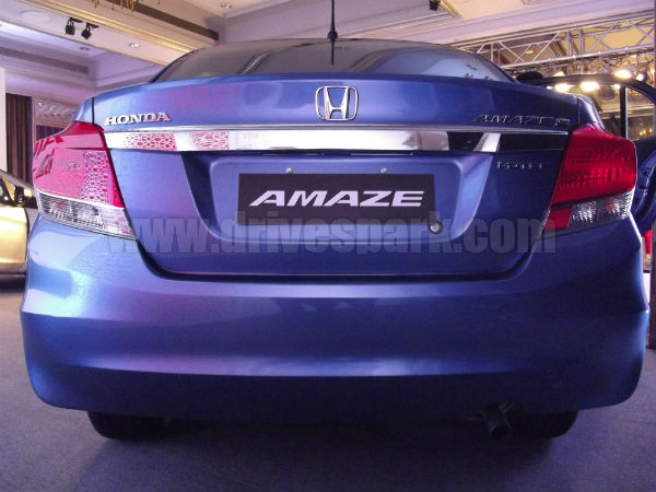 டிசையருக்கு நெருக்கடி