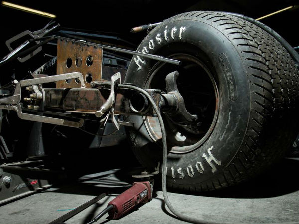 பேட்மேன் ஸ்டைல் கார் பேட்மேன் ஸ்டைல் கார்