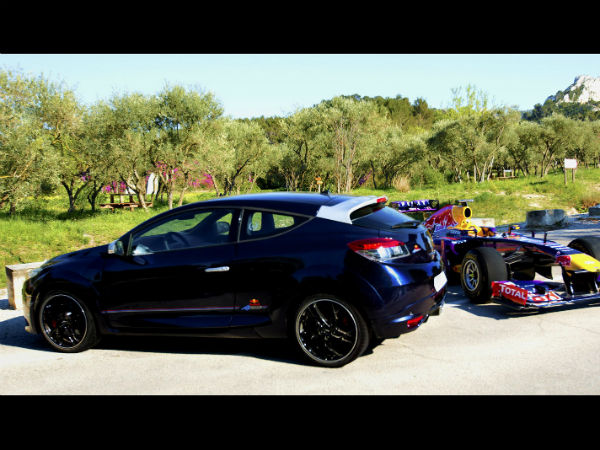 ரெனோ மெகான் ஹேட்ச்பேக் கார்