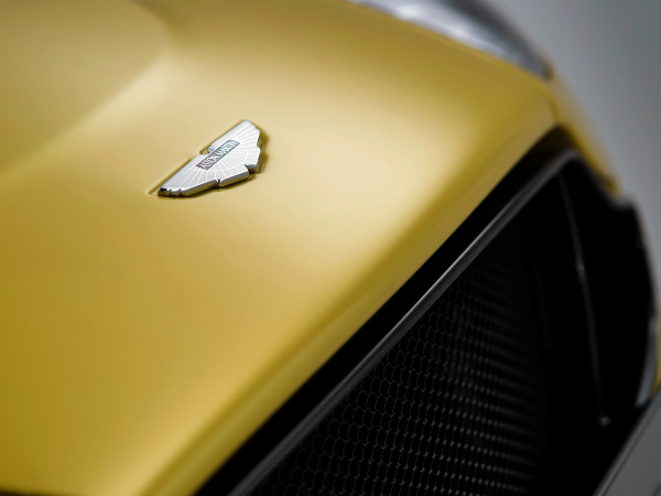 அஸ்டன் மார்ட்டின் வி12 வேண்டேஜ் எஸ்