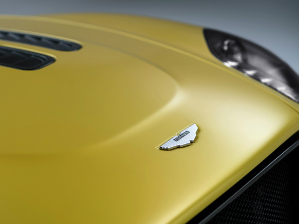 அஸ்டன் மார்ட்டின் வி12 வேண்டேஜ் எஸ்