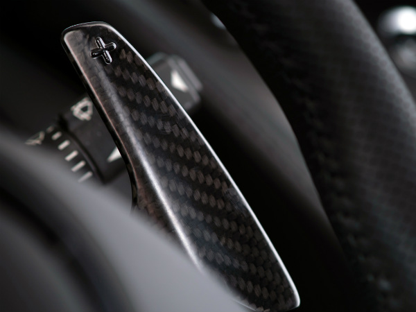 அஸ்டன் மார்ட்டின் வி12 வேண்டேஜ் எஸ்