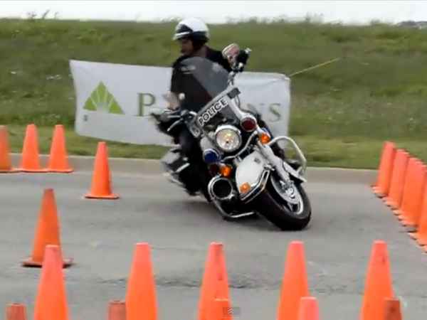 சூப்பர் டிரைவிங் 