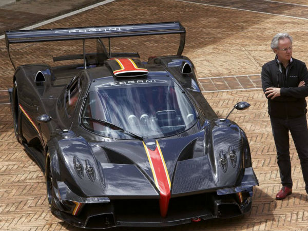 பகனி ஸோண்டா ரிவொலியூசியன்