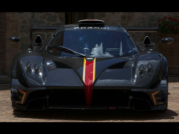 பகனி ஸோண்டா ரிவொலியூசியன்