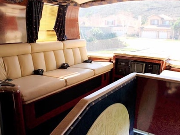  1997 நியோப்ளான் டூர் பஸ்