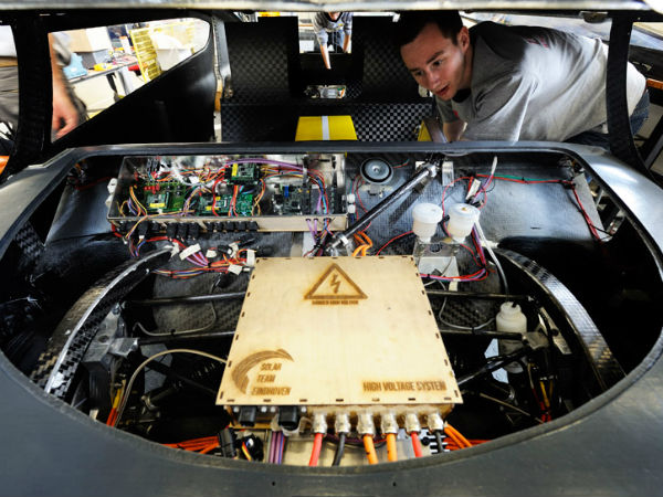 ஸ்டெல்லா சோலார் கார்