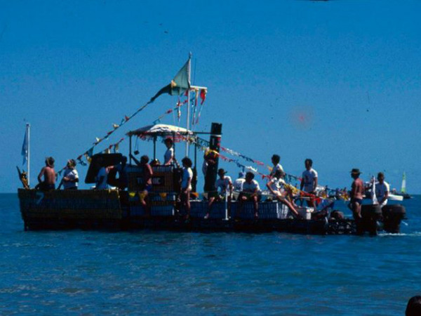 பீர் கேன் படகுகள்