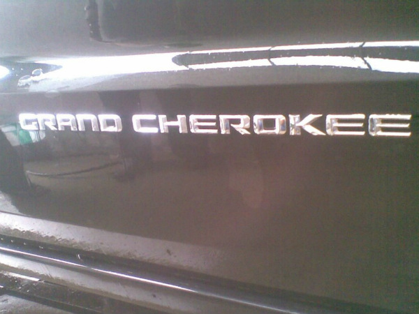 சென்னையில் ஜீப் கார்கள்